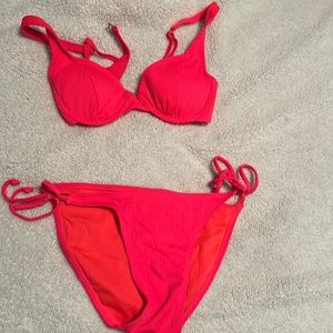 Super cute bright pink swimsuit!